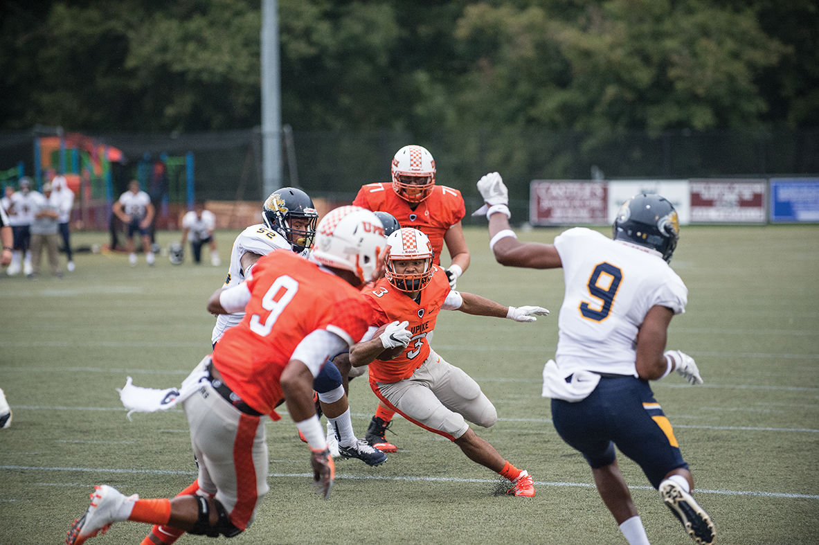 9-25 UPike Xondre Willis 2.jpg